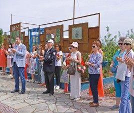 Новости Садовый центр декоративных культур Южный презентовал сад сирени